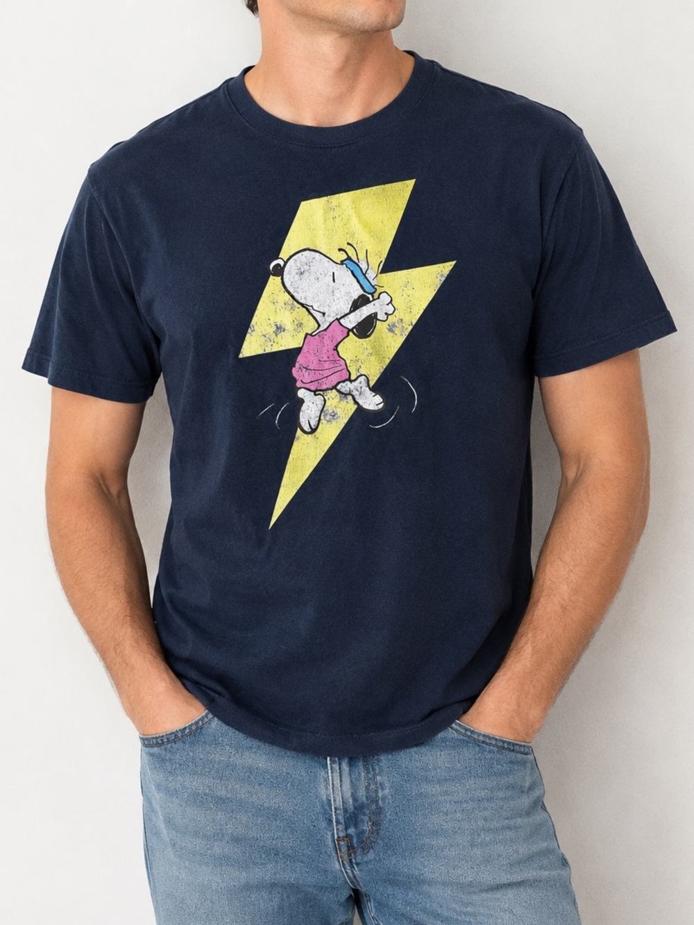Snoopy Vintage Style Graphic Tee Small Unisex Navy Blue Aerobics Pink White